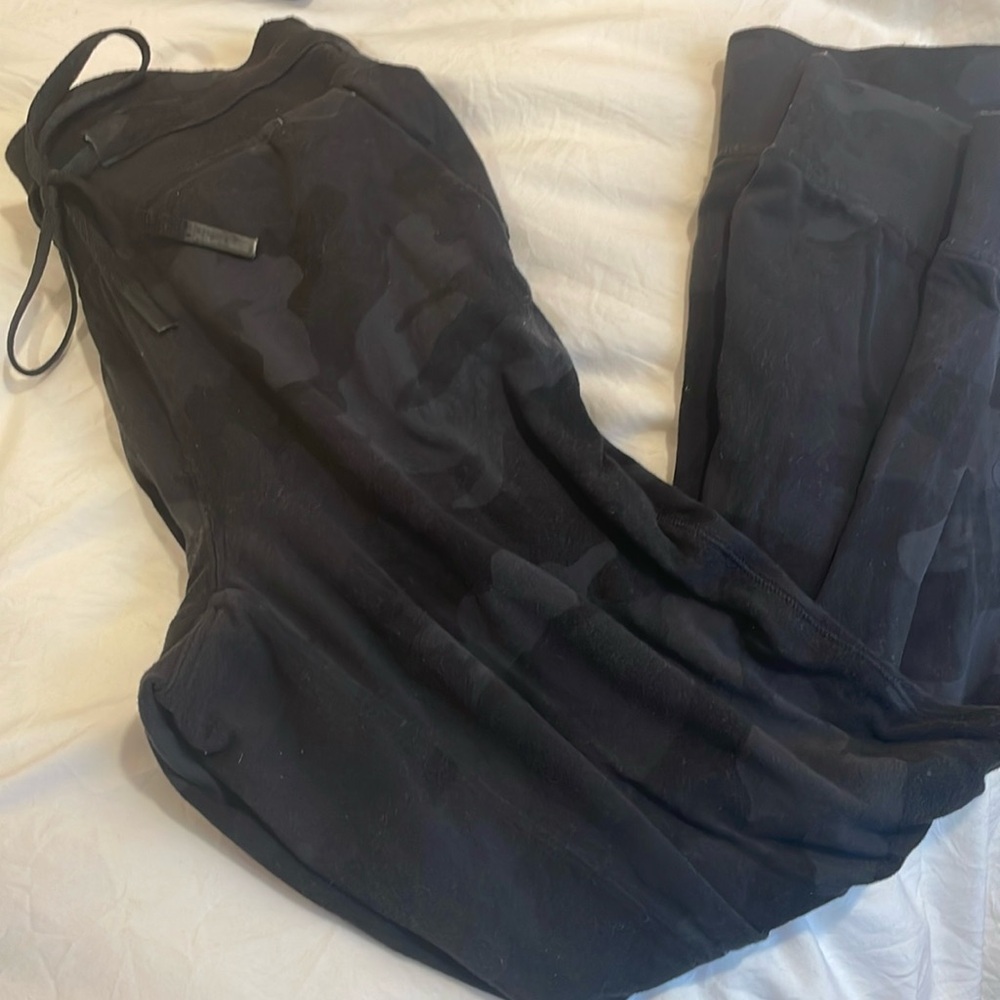Lululemon joggers